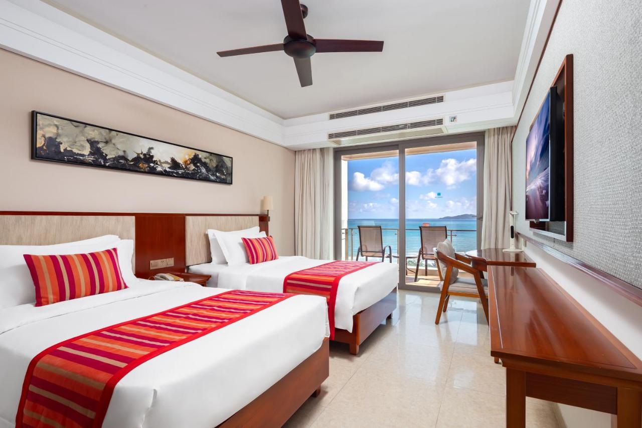 Sanya Seacube Holiday Hotel Екстериор снимка