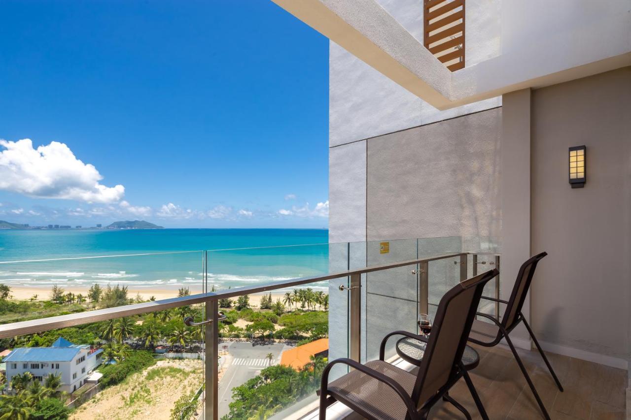 Sanya Seacube Holiday Hotel Екстериор снимка