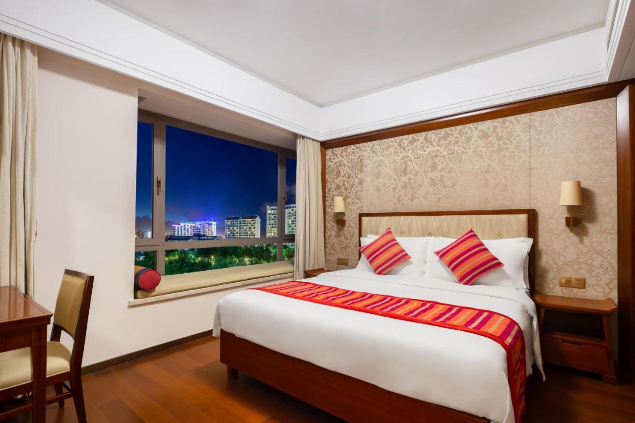 Sanya Seacube Holiday Hotel Екстериор снимка