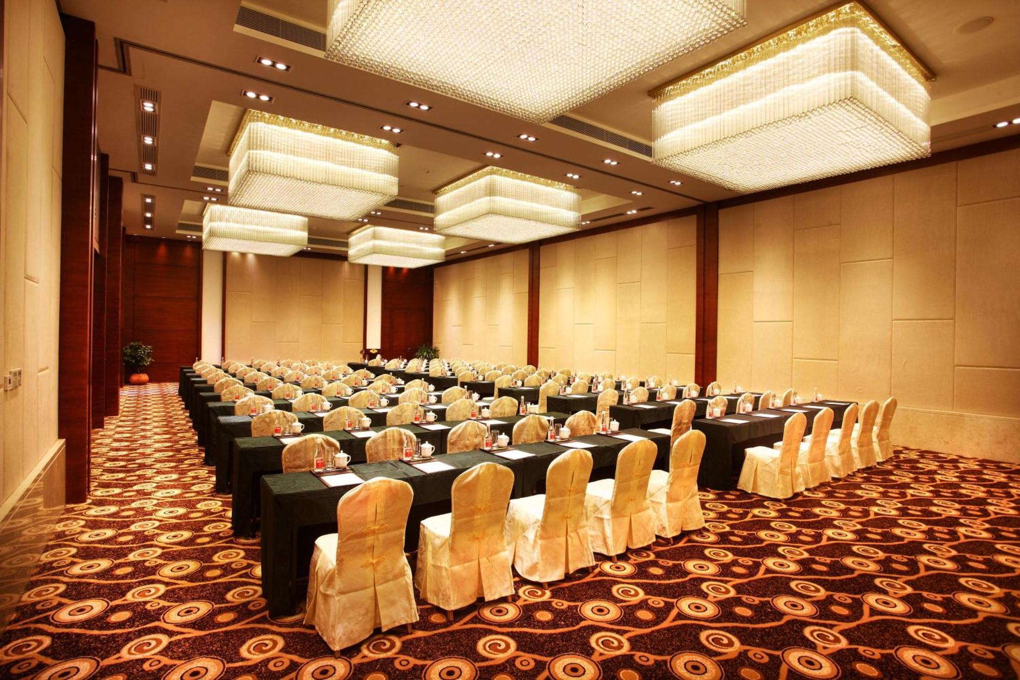 Sanya Seacube Holiday Hotel Екстериор снимка