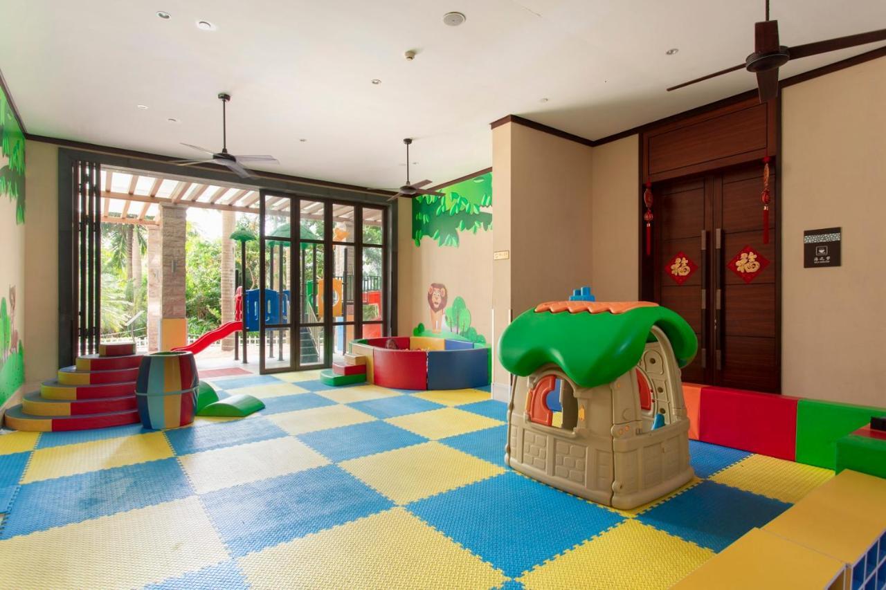 Sanya Seacube Holiday Hotel Екстериор снимка